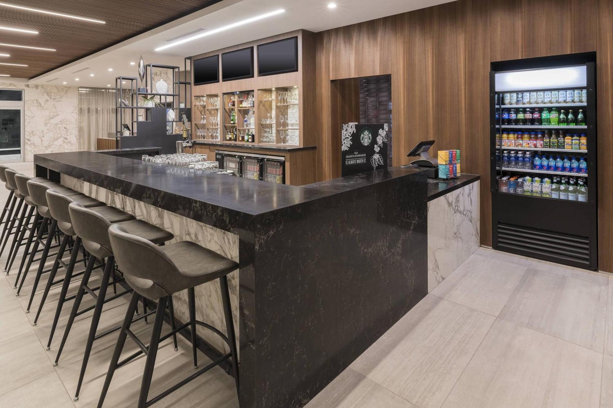 Hotel Courtyard By Marriott Burlington-oakville